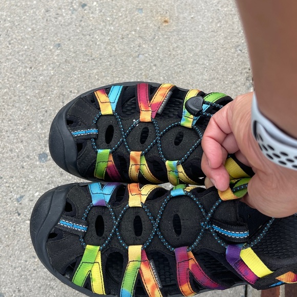 KEEN Newport H2 Sandals Women’s 8 Tie Dye Colored